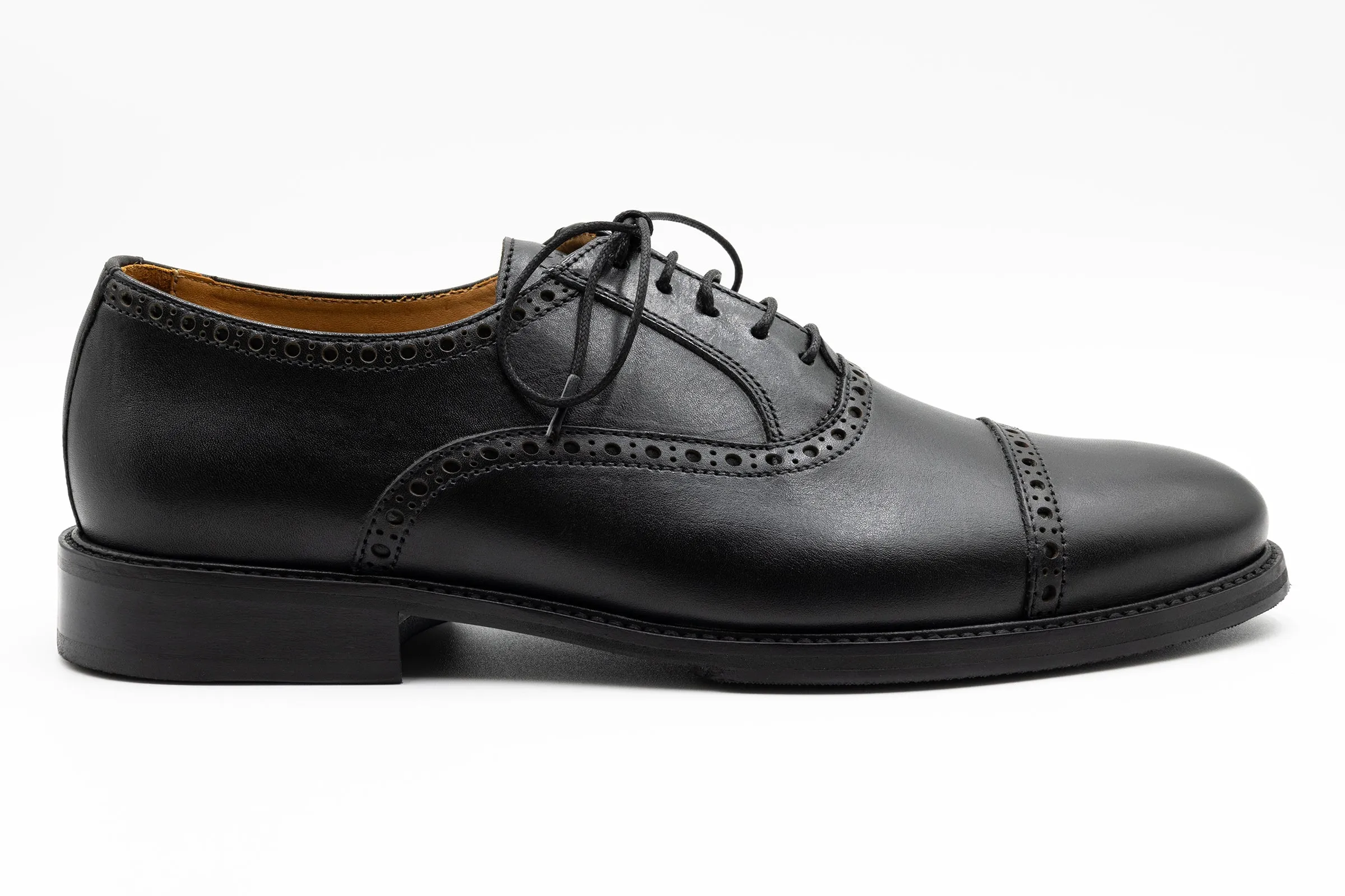 Cambridge Cap Toe (Black)